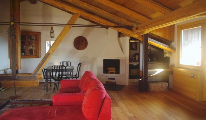 La Casa Altrui - Loft incantevole, open space
