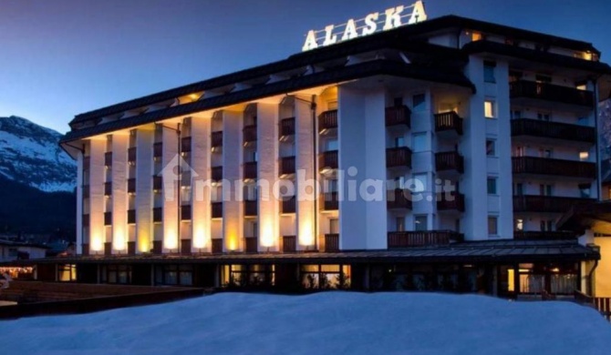 Alaska Cortina
