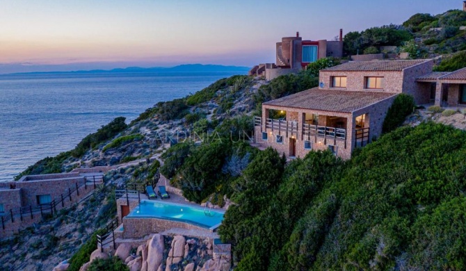Villa with Pool in Costa Paradiso - Saluto del Sole
