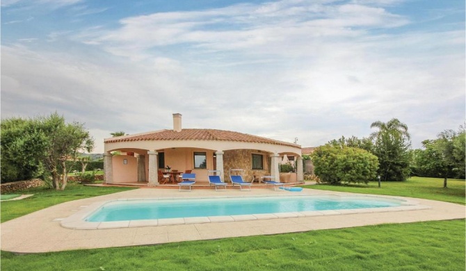 Awesome home in Costa Rei -CA- with 3 Bedrooms, WiFi and Outdoor swimming pool