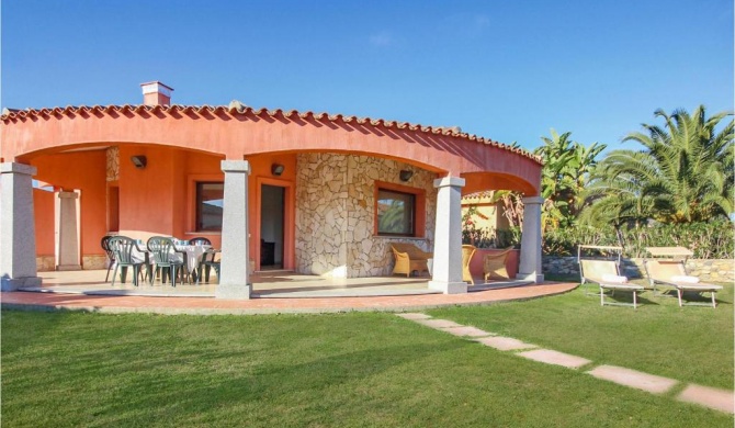 Beautiful home in Costa Rei -CA- with 3 Bedrooms and WiFi