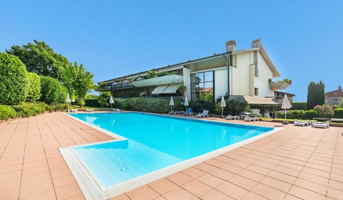 Residence Villa Giulia 5-03 with pool by Wonderful Italy