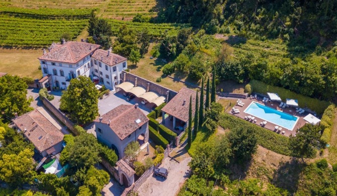 Villa Faccioli Bosso with shared pool