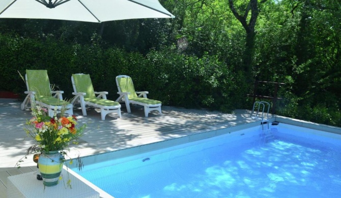 Beautiful Villa in Fabriano Marche with Swimming Pool