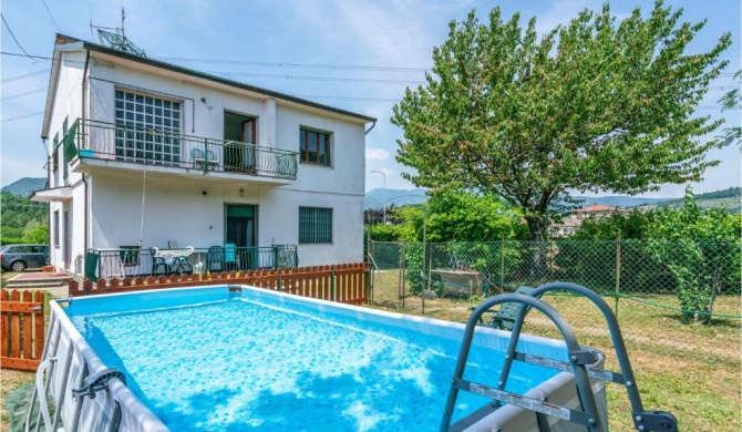 Stunning apartment in Filattiera with 2 Bedrooms, WiFi and Outdoor swimming pool