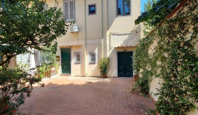 Amalia Apartment Via La Farina