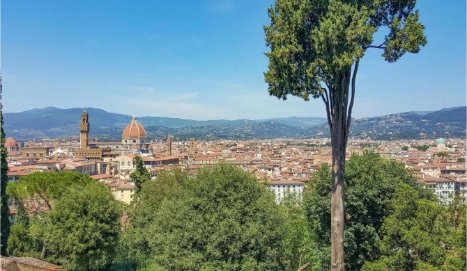 Awesome apartment in Firenze with 2 Bedrooms and WiFi