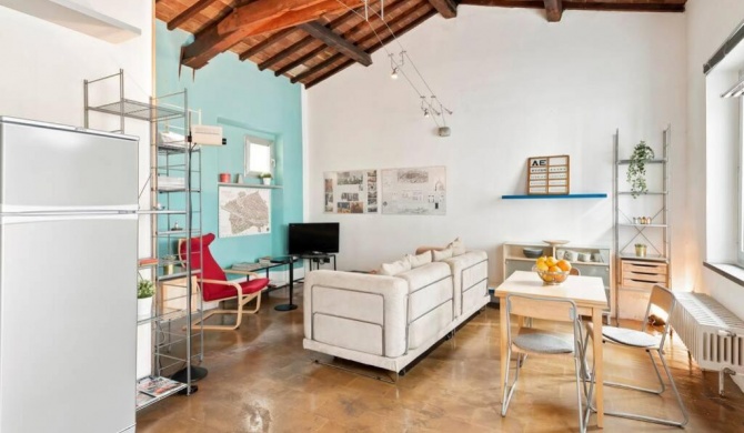 Bright House with terrace in Santa Croce